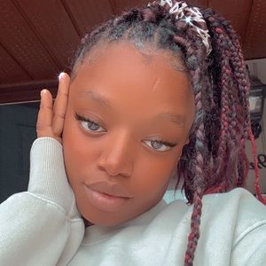 Meet your Posher, Tayjah